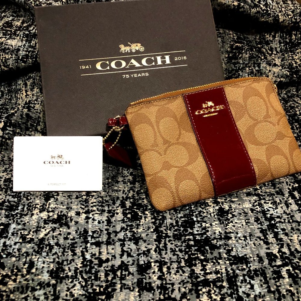 Women's COACH Wristlet